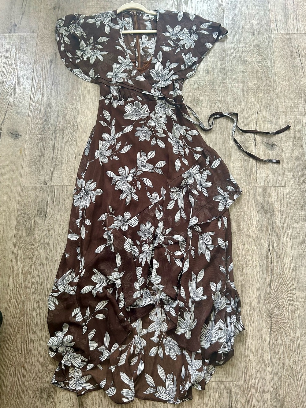 Brown White  Whimsical BoHo Cottage-core Floral Maxi Dress  SZ  2 Calvin Klein